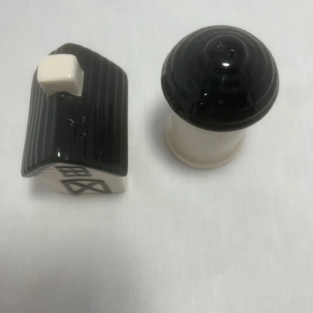 Farmhouse Salt & Pepper Shakers Set Barn & Silo Black White Ceramic Rustic Decor